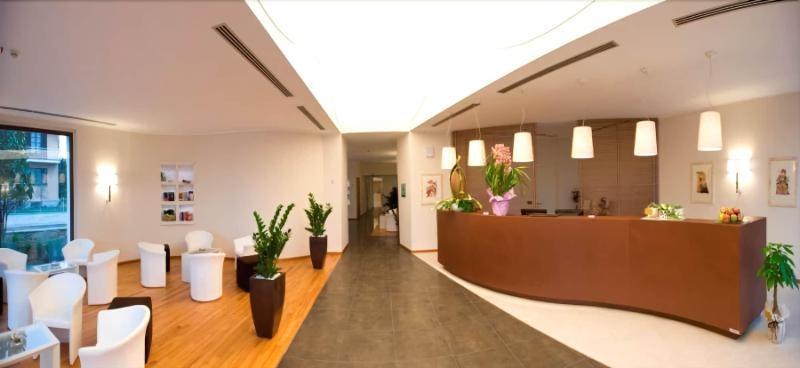 Hotel Napoleon شيراسكو المظهر الخارجي الصورة