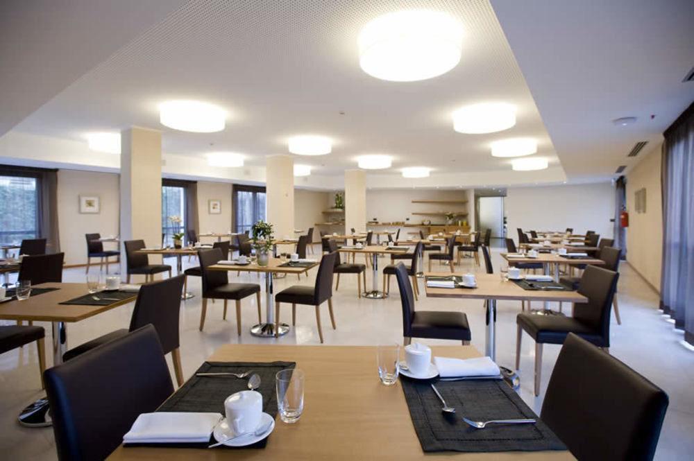 Hotel Napoleon شيراسكو المظهر الخارجي الصورة
